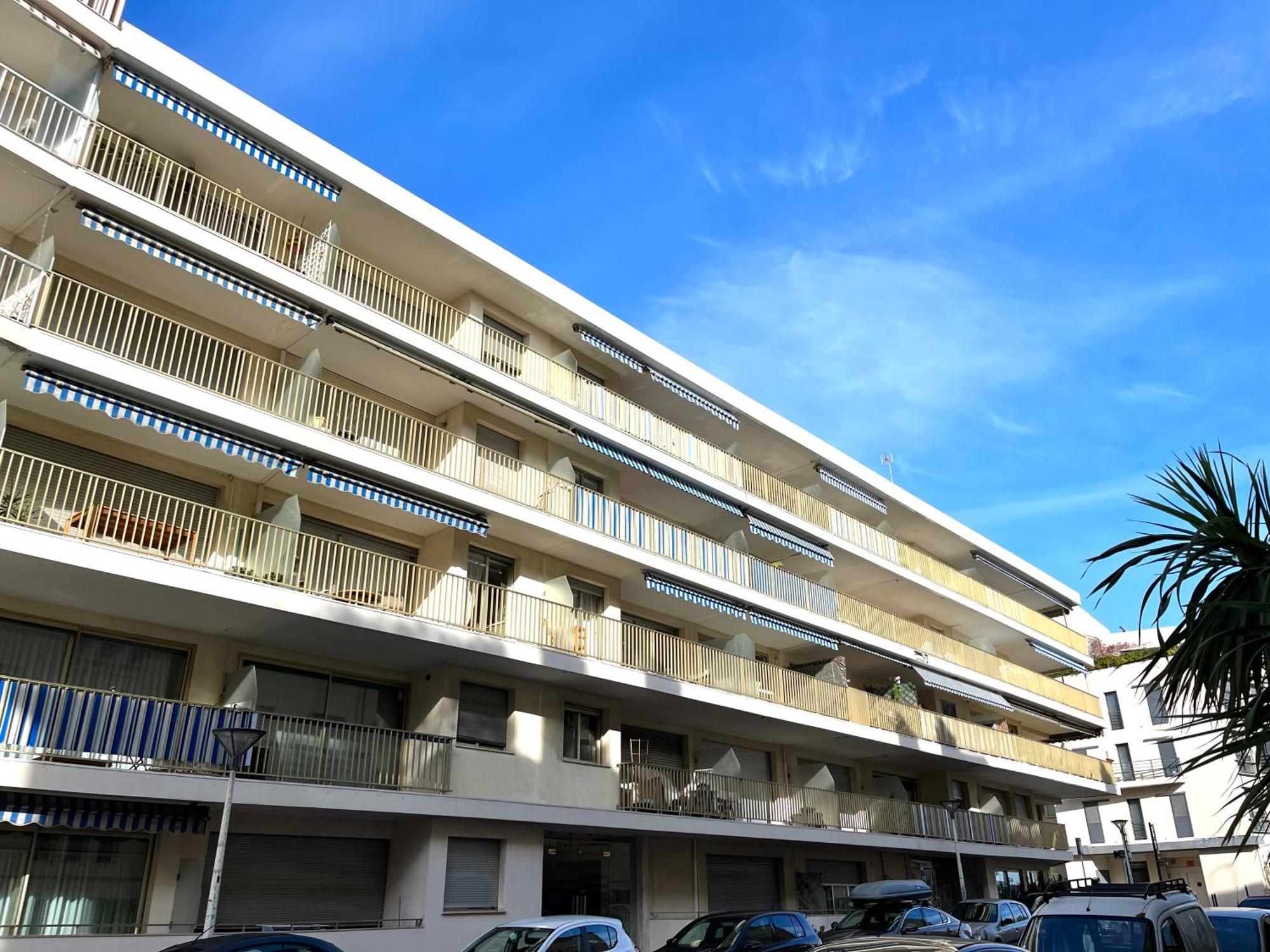 Antibes Carre D'Or Bastion Albert 1Er Vue Mer Dış mekan fotoğraf